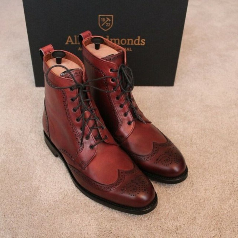 NEW Allen Edmonds Men 11D (Walnut)